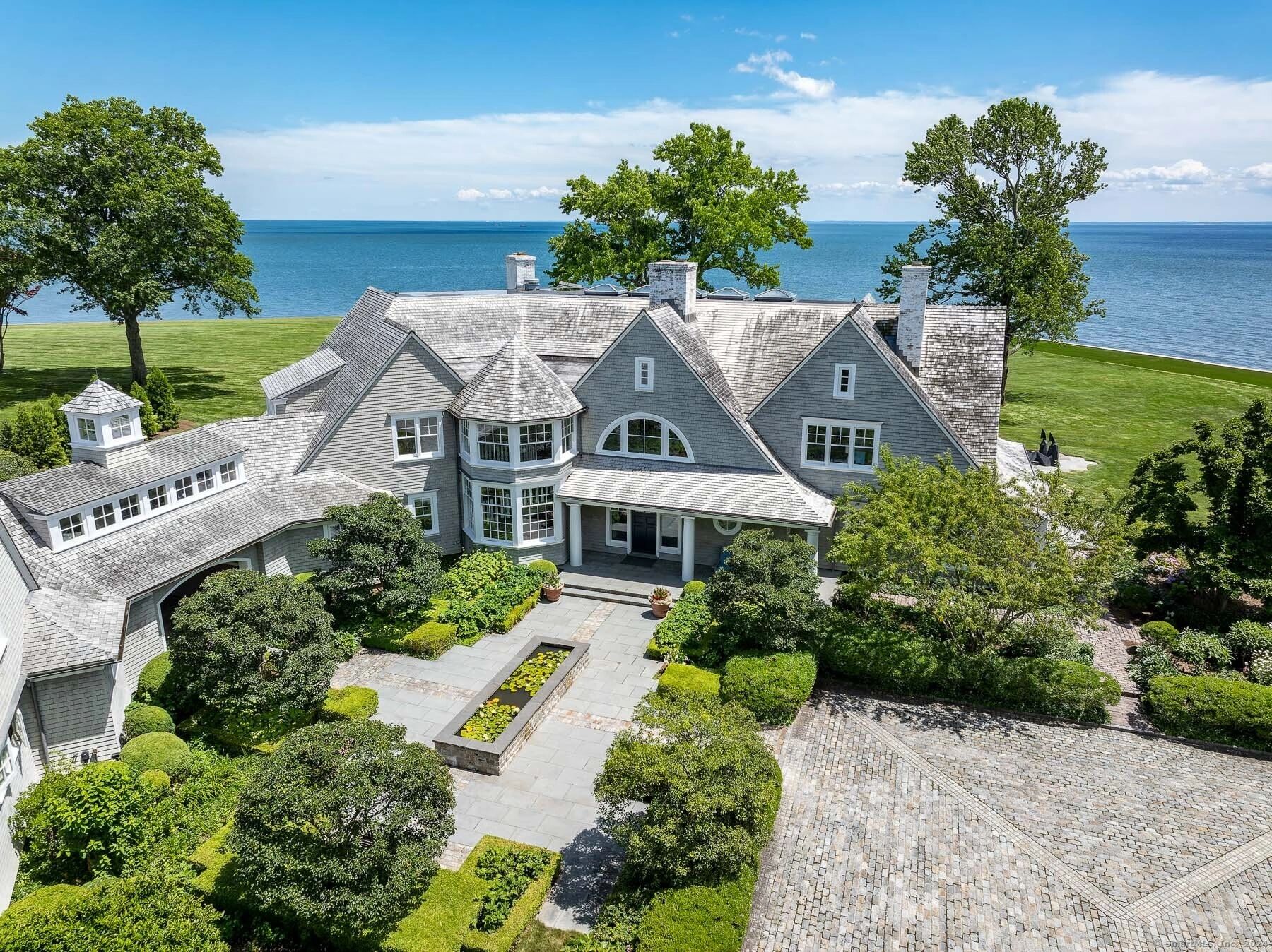 Best Sod for Westport, CT: A Complete Guide for Coastal Estates