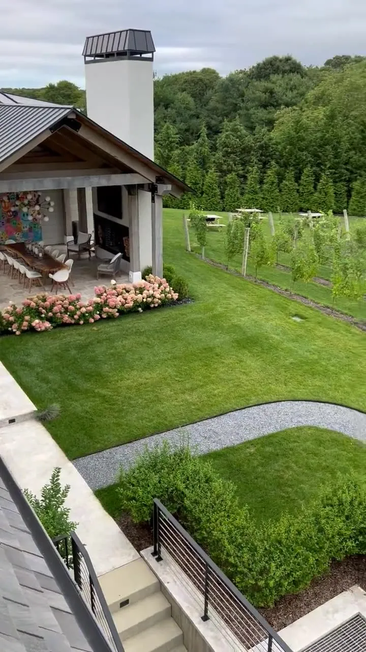 Tall fescue lawn walkthrough at a multi-acre Water Mill, NY property four years post-install